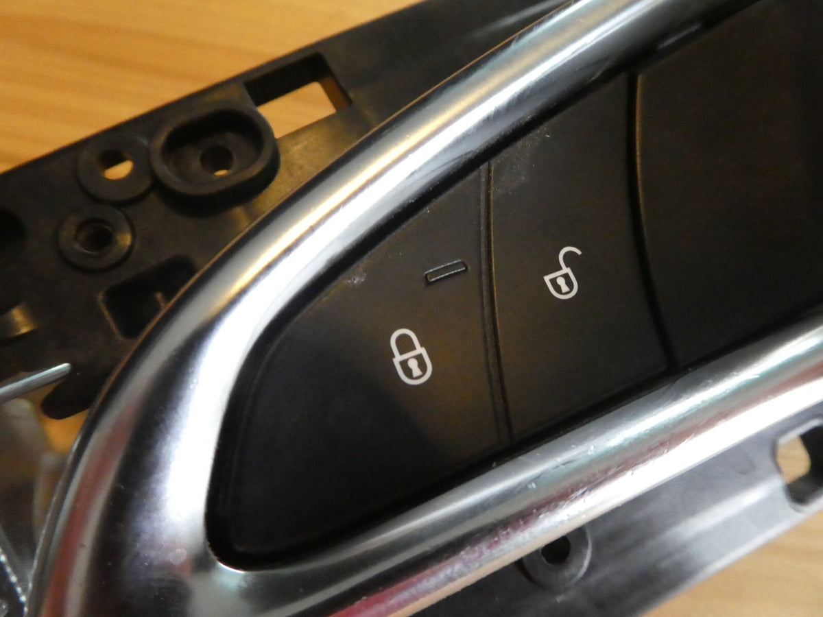 Porsche Cayenne 92A Türgriff Tür Öffner links innen 7P5837019A ORIGINAL gebraucht - Innengriff – Produktansicht 2