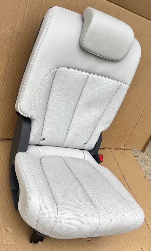 HYUNDAI IONIQ 5 Leder Sitze Hinten Recht Weiß Ausstattung wie NEU ORIGINAL gebraucht - reichhaltigste – Produktansicht 2