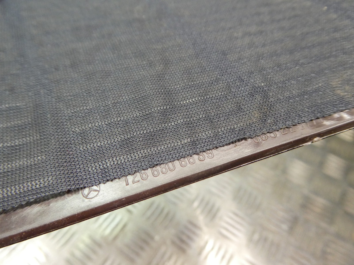 Mercedes-Benz W126 C126 SEC Abdeckung Lautsprecher Armaturenbrett links braun – Produktansicht 3
