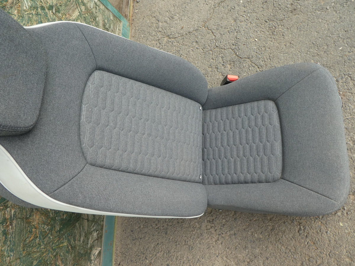 Renault Zoe 2022 Sitze sitz Vorne Rechts Grau ORIGINAL gebraucht - Beifahrer – Produktansicht 4