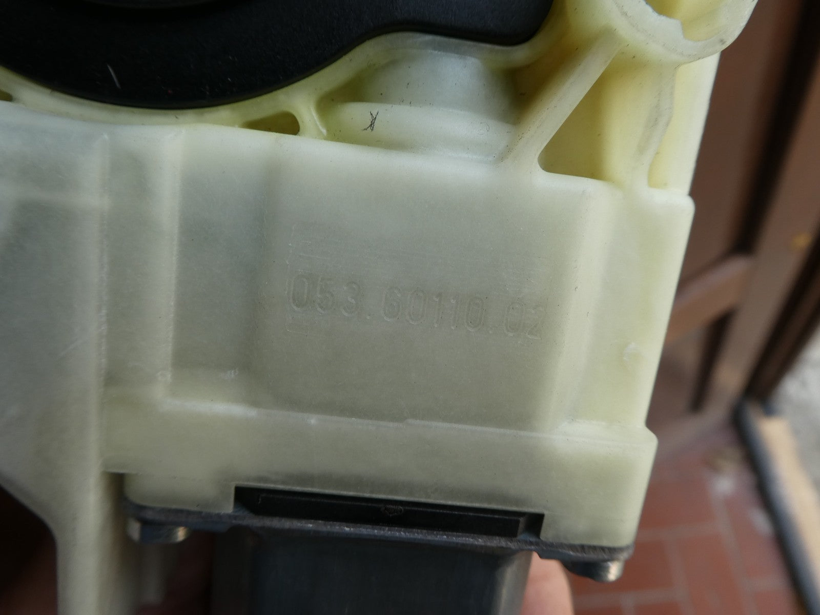 Porsche Panamera 970 Fensterhebermotor Hinten Links ORIGINAL gebraucht - 0536011002 – Produktansicht 3