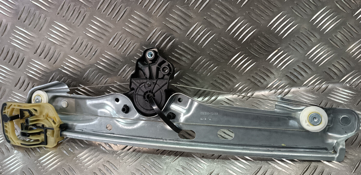OPEL ASTRA K 1.4 2019 Schrägheck Fensterheber Hinten Rechts ORIGINAL gebraucht - 39142320 – Produktansicht 1