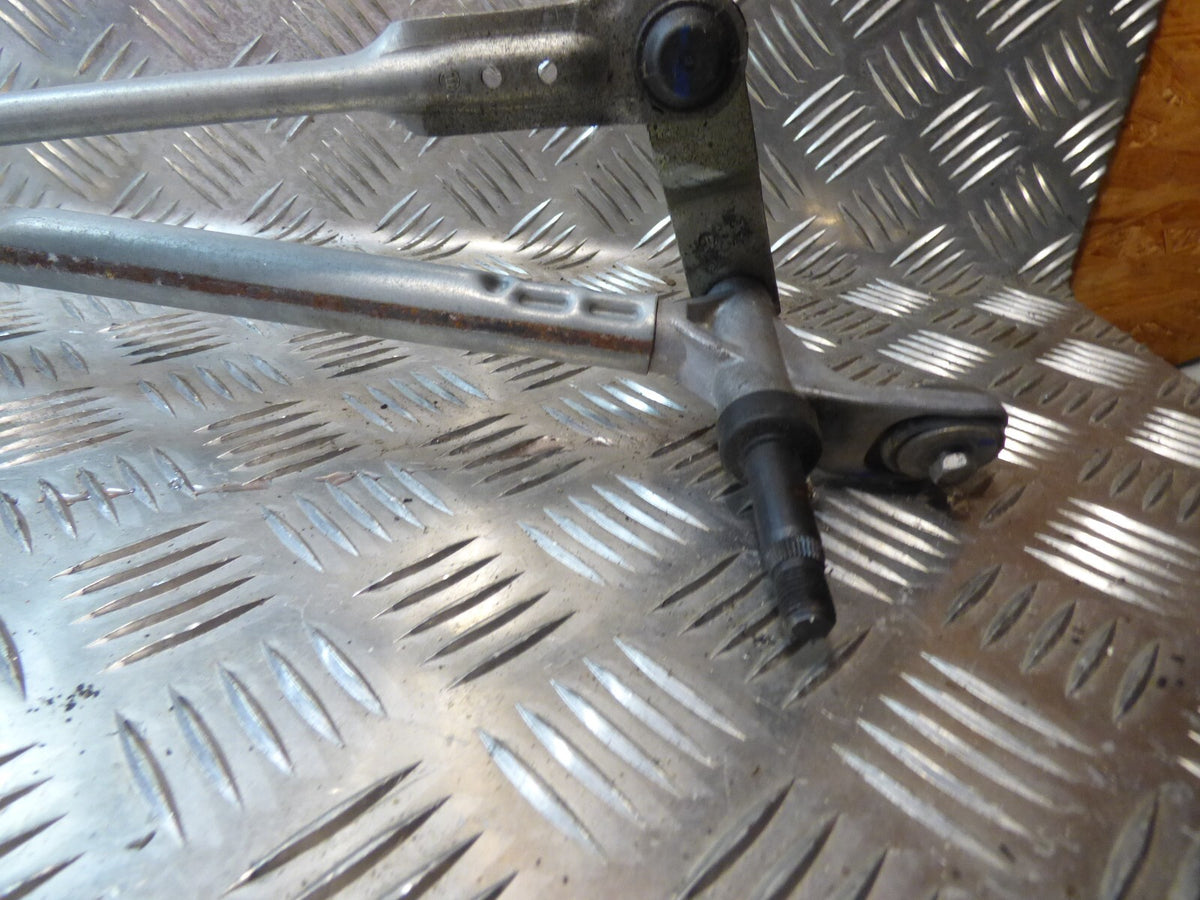 OPEL ASTRA K Orig. Wischergestänge Vorne Bosch 3397021778 ORIGINAL gebraucht - GM39034606 – Produktansicht 4