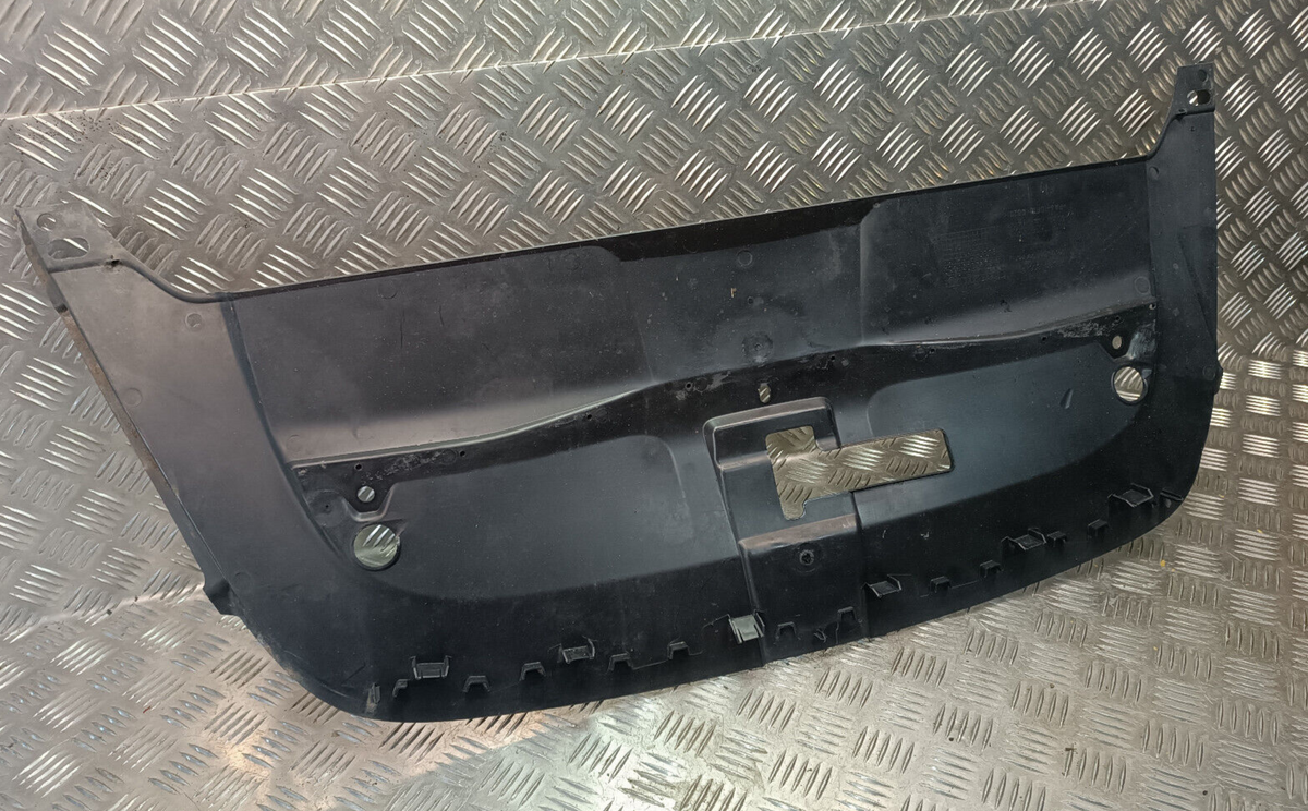 Porsche Cayenne S 92A Motorhaube Riegel Abdeckung 7P5805806B ORIGINAL gebraucht - Verkleidung – Produktansicht 1