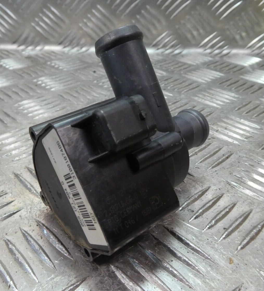 Porsche Cayenne 92A Zusatzwasserpumpe Wasserpumpe ORIGINAL gebraucht - 059121004G – Produktansicht 2