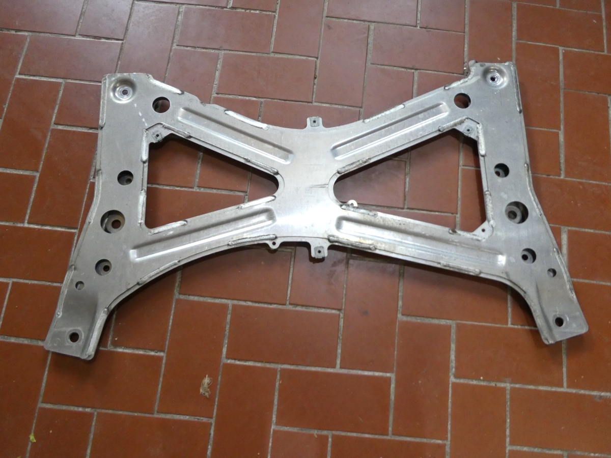 Porsche Panamera 970 Vorderachse Hilfsrahmen ORIGINAL gebraucht - 97034126106 – Produktansicht 2