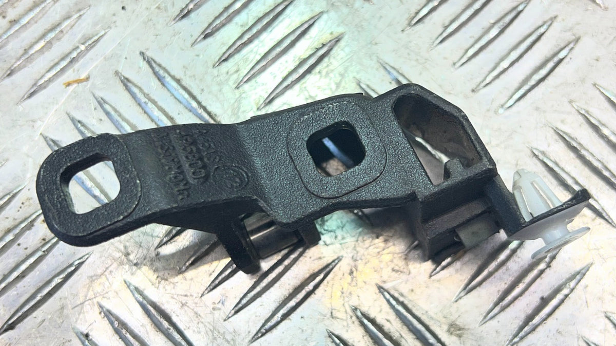 Smart ForTwo 451 Cabrio Verdeck Verschluss A Säule vorne links ORIGINAL gebraucht - A4517730122 – Produktansicht 3