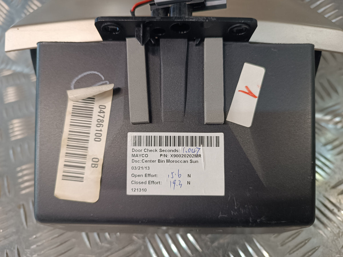 Jeep Grand Cherokee WK2 Ablagefach Staufach Fach ORIGINAL gebraucht - X90020202MR – Produktansicht 3