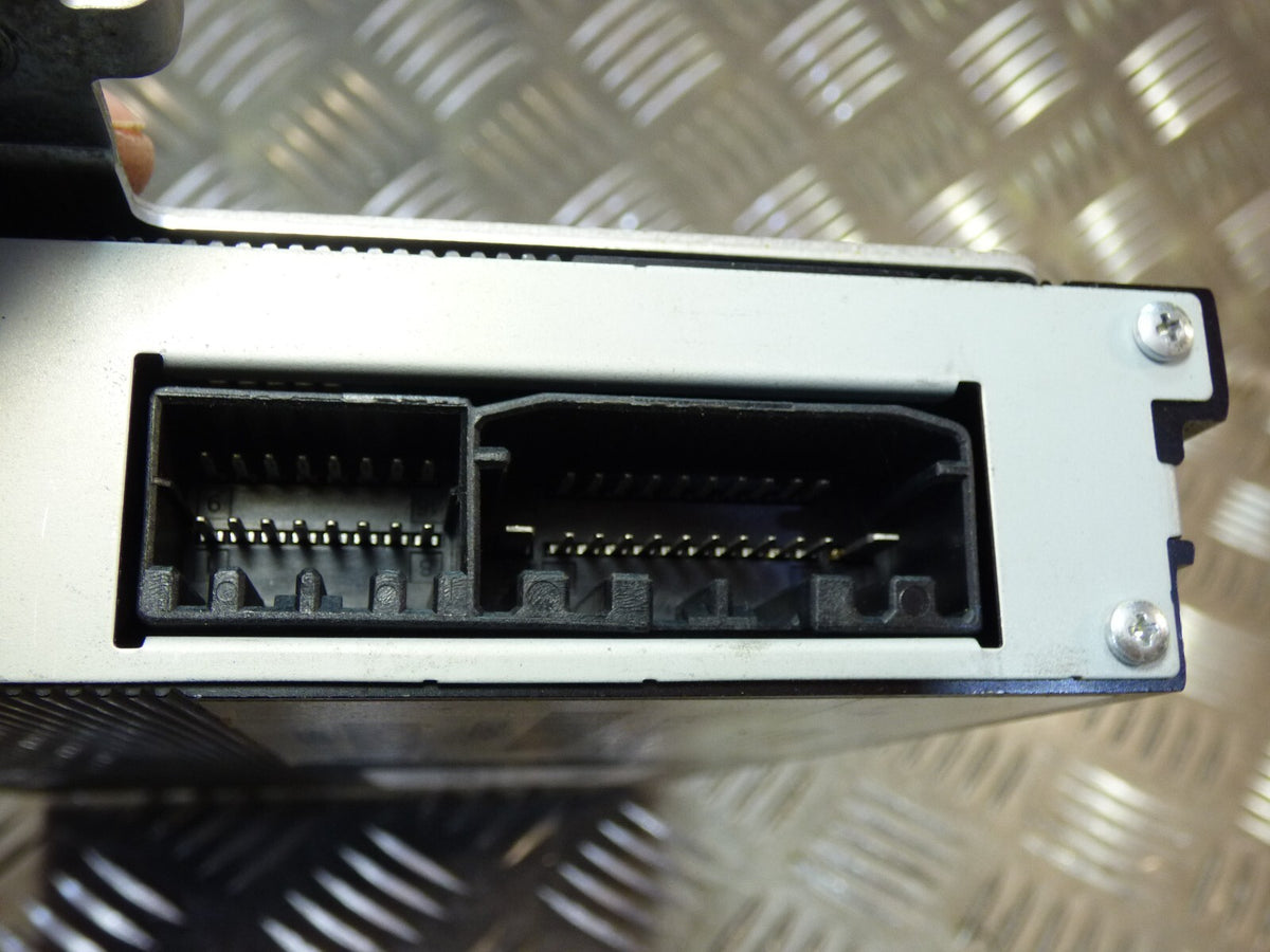 Jeep Cherokee KL 2015 Soundsystem Verstärker Amplifier ORIGINAL gebraucht - 05091999AA ORIGINAL… – Produktansicht 3