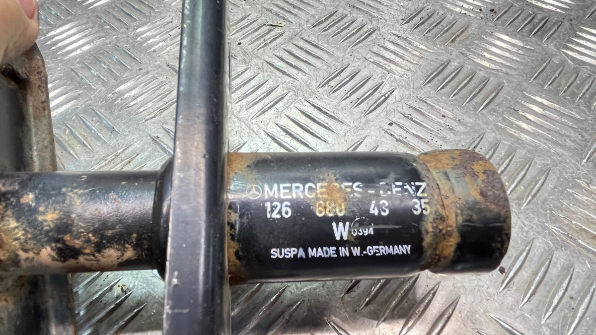 Mercedes-Benz C126 W126 Stoßstange Pralldämpfer vorne rechts _ ORIGINAL gebraucht - 1268804335 – Produktansicht 3