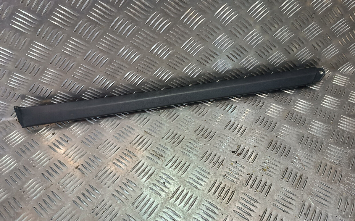 Porsche Cayenne S 92A Linke Abdeckung 7P5853540 RH ORIGINAL gebraucht - Seitenschwellerverkleidung – Produktansicht 1