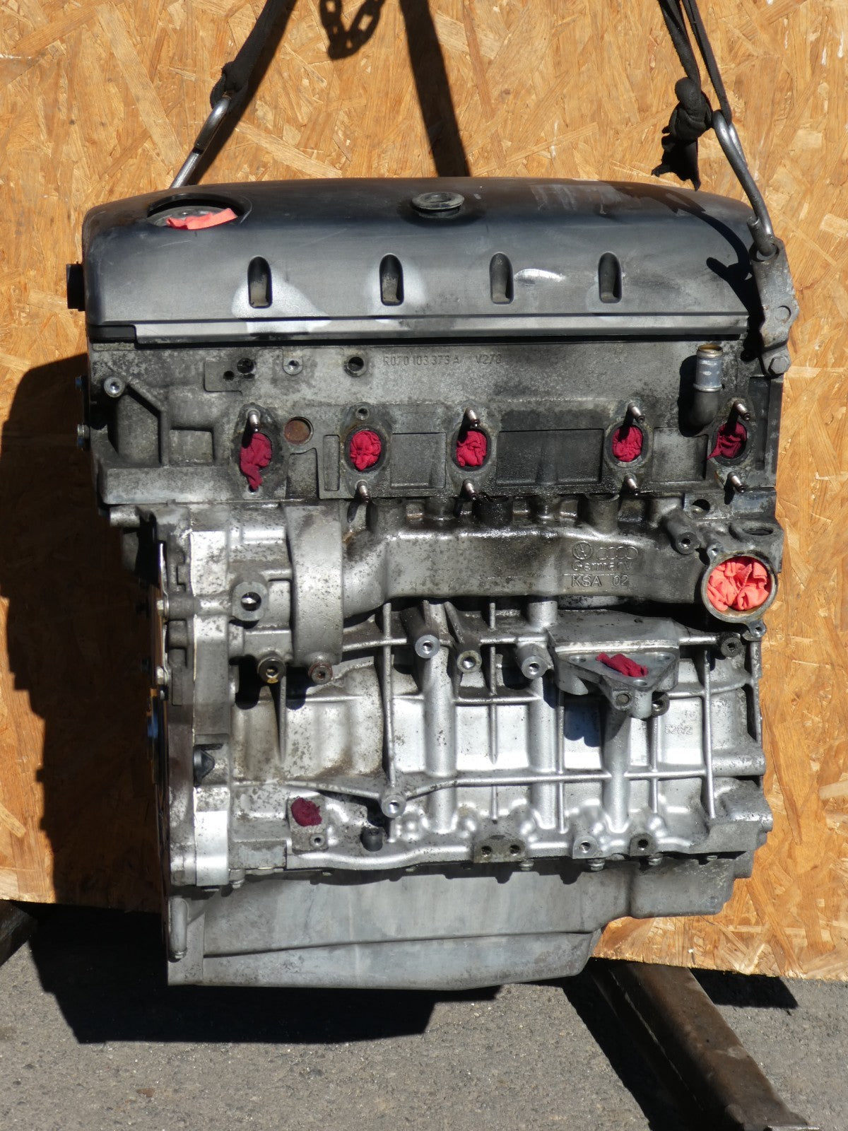 VW T5 2.5 TDI AXD Motor ohne Anbauteile , 189000 km TOP zustand ORIGINAL gebraucht - Transporter – Produktansicht 3