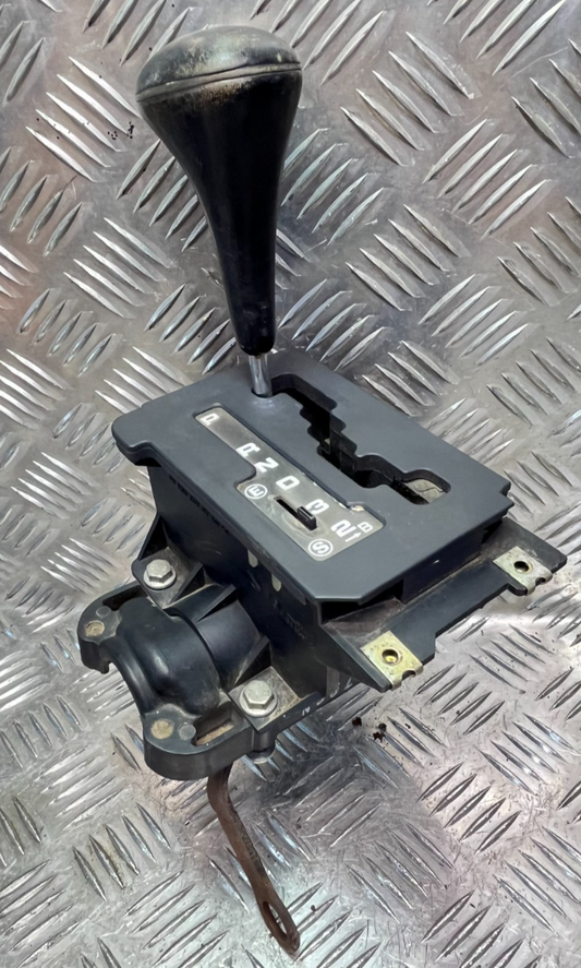Mercedes-Benz C126 W126 _ Schaltkulisse Wählhebel Automatik _ ORIGINAL gebraucht - 1262670740 – Produktansicht 1