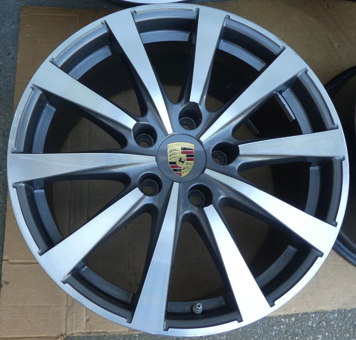 Orig Porsche 970 19 zoll Alufelgen satz SPEEDLINE mit RDK & Nabendeckel ORIGINAL gebraucht - Panamera – Produktansicht 8