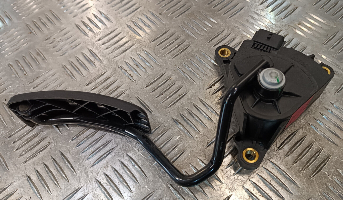 Renault Zoe 2022 Pedaleinheit Pedal Gaspedal Fahrpedal ORIGINAL gebraucht - 180021178R – Produktansicht 1