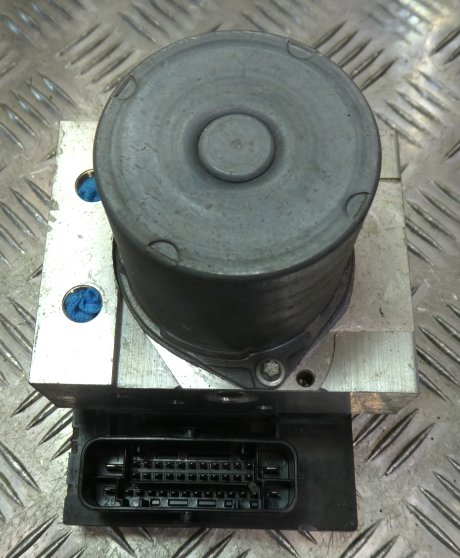 Porsche Panamera 3.0 E-Hybrid ABS-Steuergerät Hydraulikblock ORIGINAL gebraucht - 97035575566 – Produktansicht 2