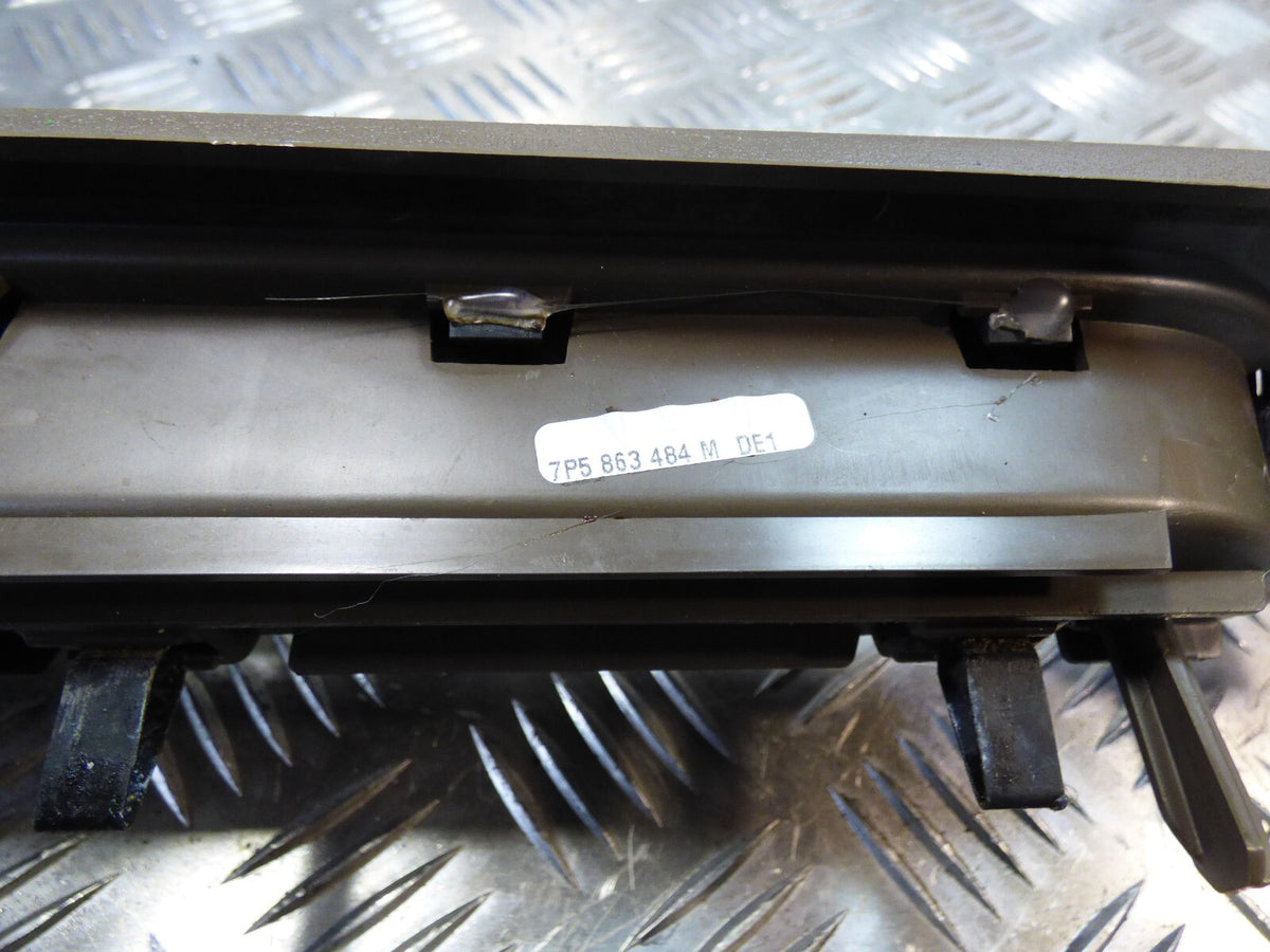 Porsche Cayenne S 92A Einstiegsleiste Schweller v. rechts 7P5863484M ORIGINAL gebraucht - Verkleidung – Produktansicht 6