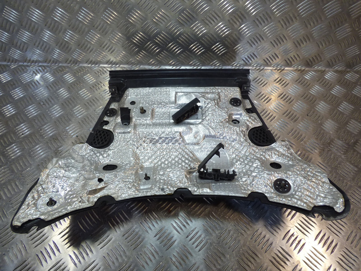 Porsche Cayenne 92A Isolator Blende 7P5819523B ORIGINAL gebraucht - Verkleidung – Produktansicht 2