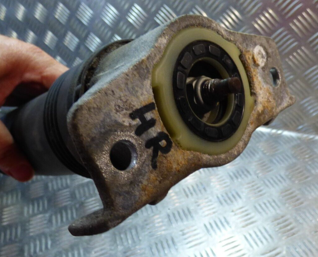 OPEL ASTRA K 1.4 ORIGINAL Stoßdampfer hinten rechts = links * gebraucht - GM39056534 – Produktansicht 2