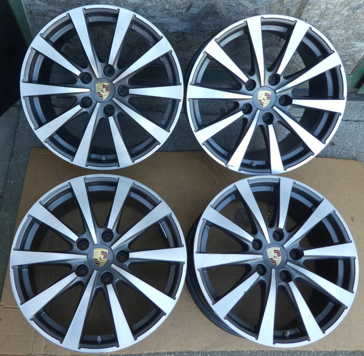 Orig Porsche 970 19 zoll Alufelgen satz SPEEDLINE mit RDK & Nabendeckel ORIGINAL gebraucht - Panamera – Produktansicht 4