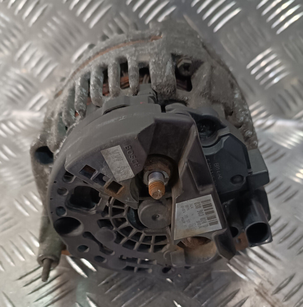 VW Transporter T5 1.9 TDI Generator Lichtmaschine 90A 0124325131 ORIGINAL gebraucht - 038903024D – Produktansicht 3