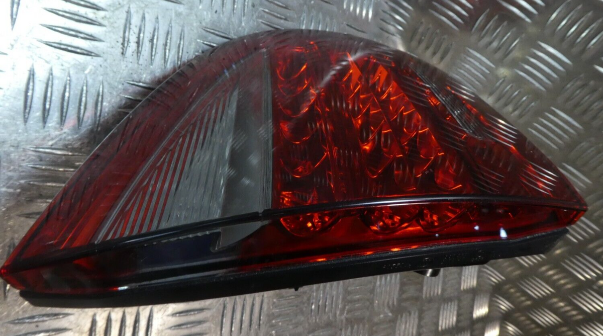 Porsche Cayenne 92A Hinten links innen Rückleuchte USA 7P5945093N ORIGINAL gebraucht - Heckleuchte – Produktansicht 3