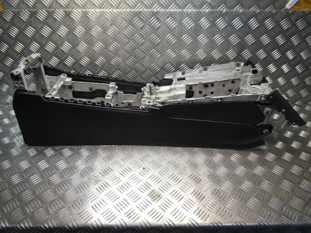 Porsche Macan 95B Schwarz/Centre console/tunnel black 95B863241 ORIGINAL gebraucht - Mittelkonsole – Produktansicht 1