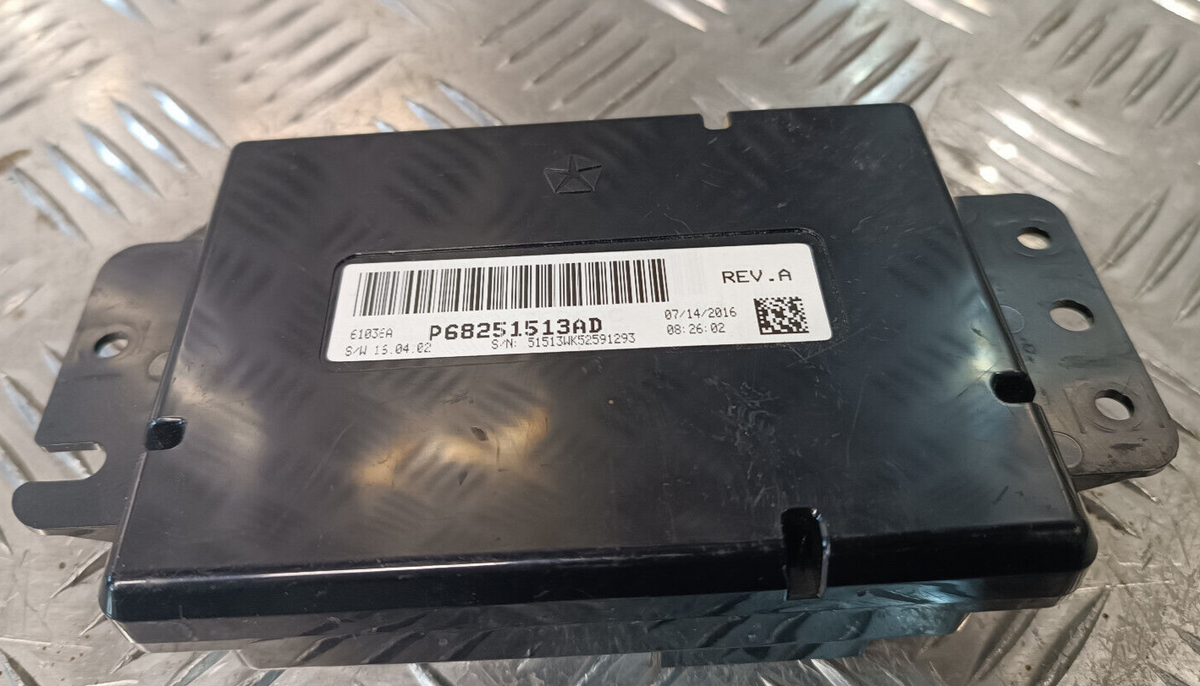 Jeep Grand Cherokee WK2 Original ECU Steuermodul Einheit gebraucht - P68251513AD – Produktansicht 2