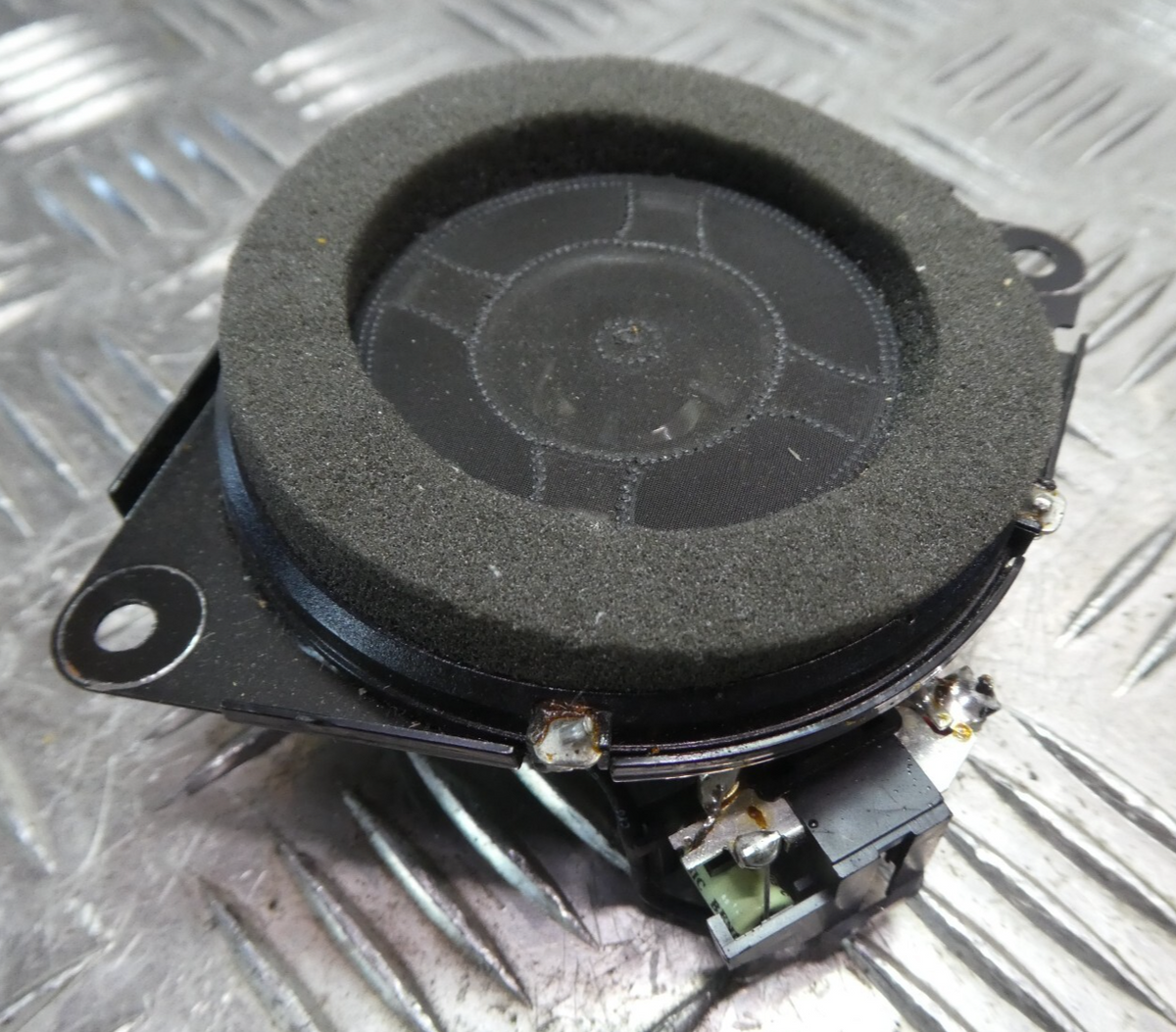 Jeep Grand IV WK2 Lautsprecher Speaker Harman/Kardon ORIGINAL gebraucht - Cherokee – Produktansicht 1