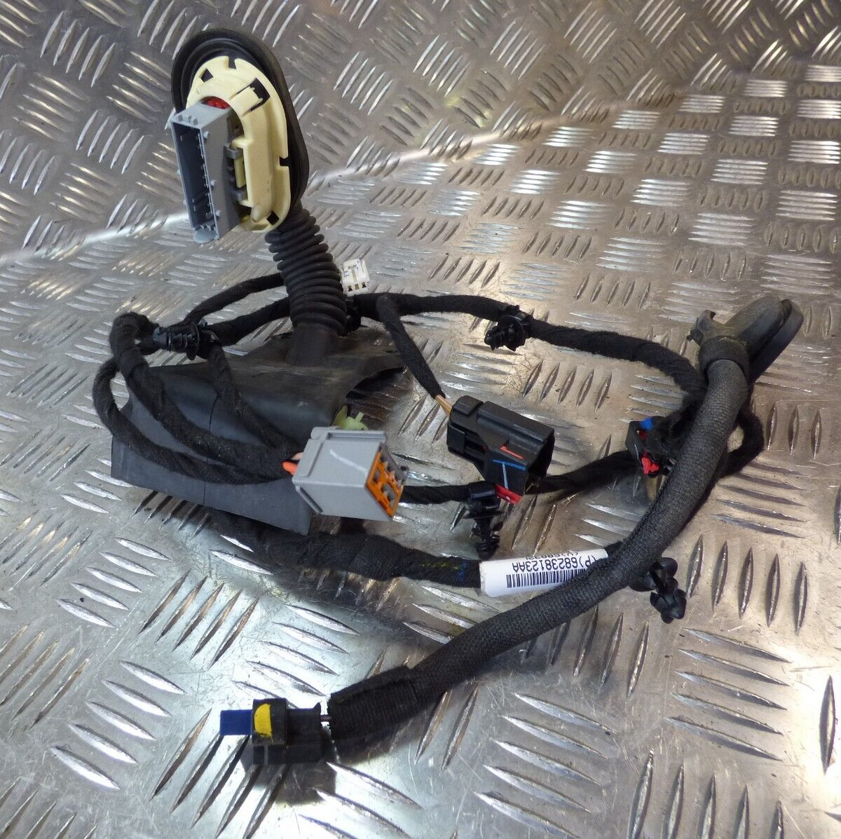 Jeep Cherokee KL 2015 Tür Kabelbaum Hinten Links ORIGINAL gebraucht - 68238123AA – Produktansicht 2