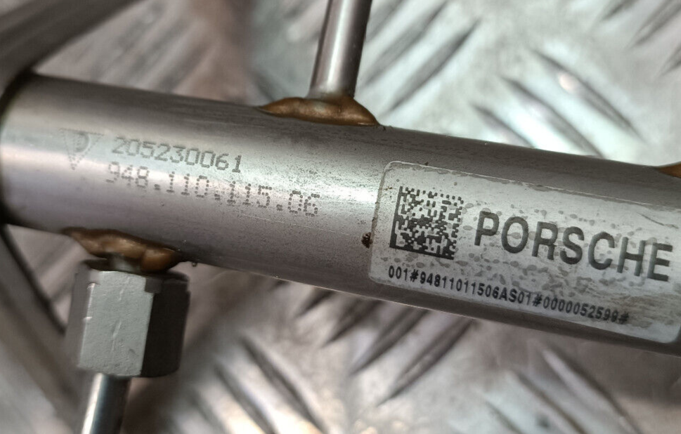 Porsche Cayenne S 92A Einspritzleiste Hochdruckleitung Kraftstoffver ORIGINAL gebraucht - 94811011506 – Produktansicht 3