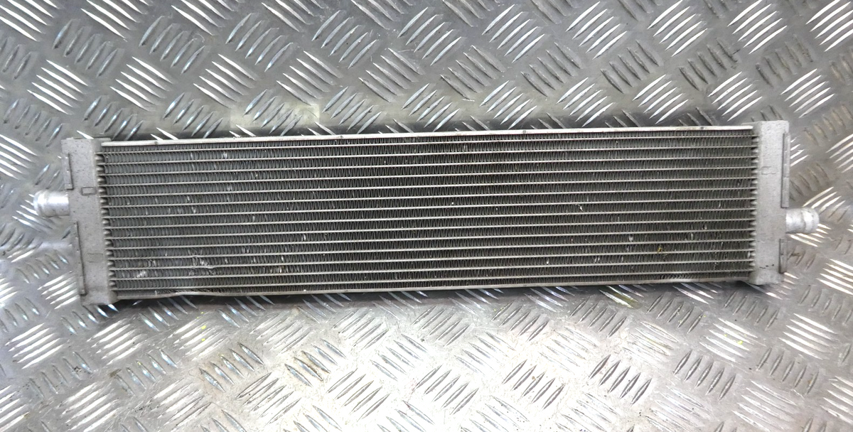 Porsche 3.0 S E-Hybrid Wasserkühler Kühler Radiator 7P0121212A ORIGINAL gebraucht - Panamera – Produktansicht 1