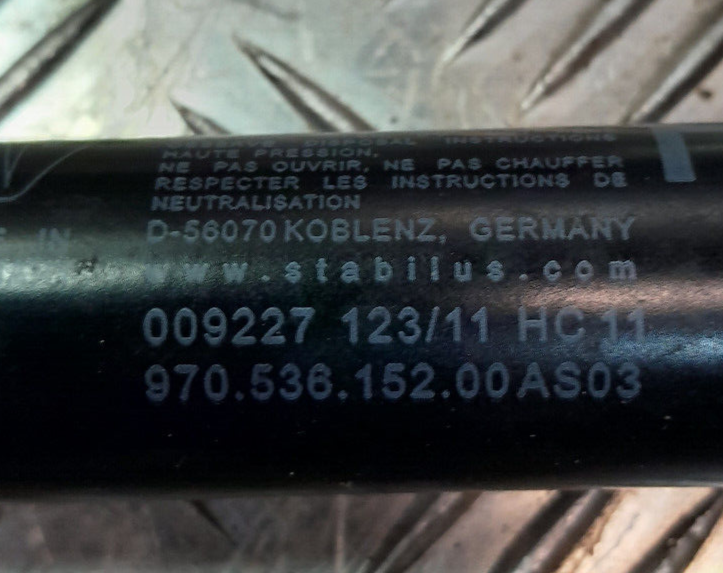 Porsche Panamera 970 Türanschlag Hinten Rechts ORIGINAL gebraucht - 97053615200 – Produktansicht 2