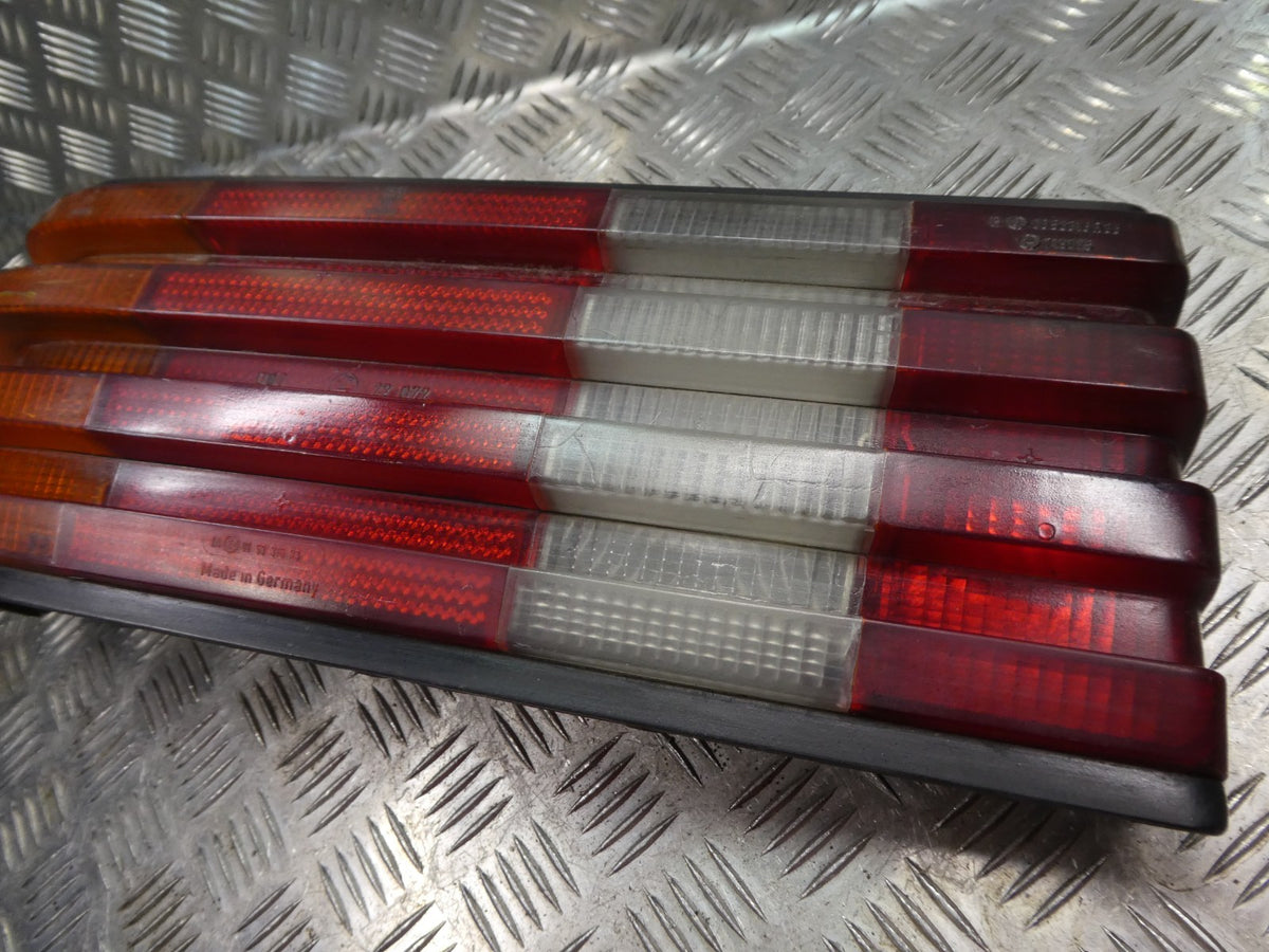 Mercedes-Benz W126 C126 SEC Rückleuchte links BOSCH ORIGINAL gebraucht - 0053316R38 – Produktansicht 5