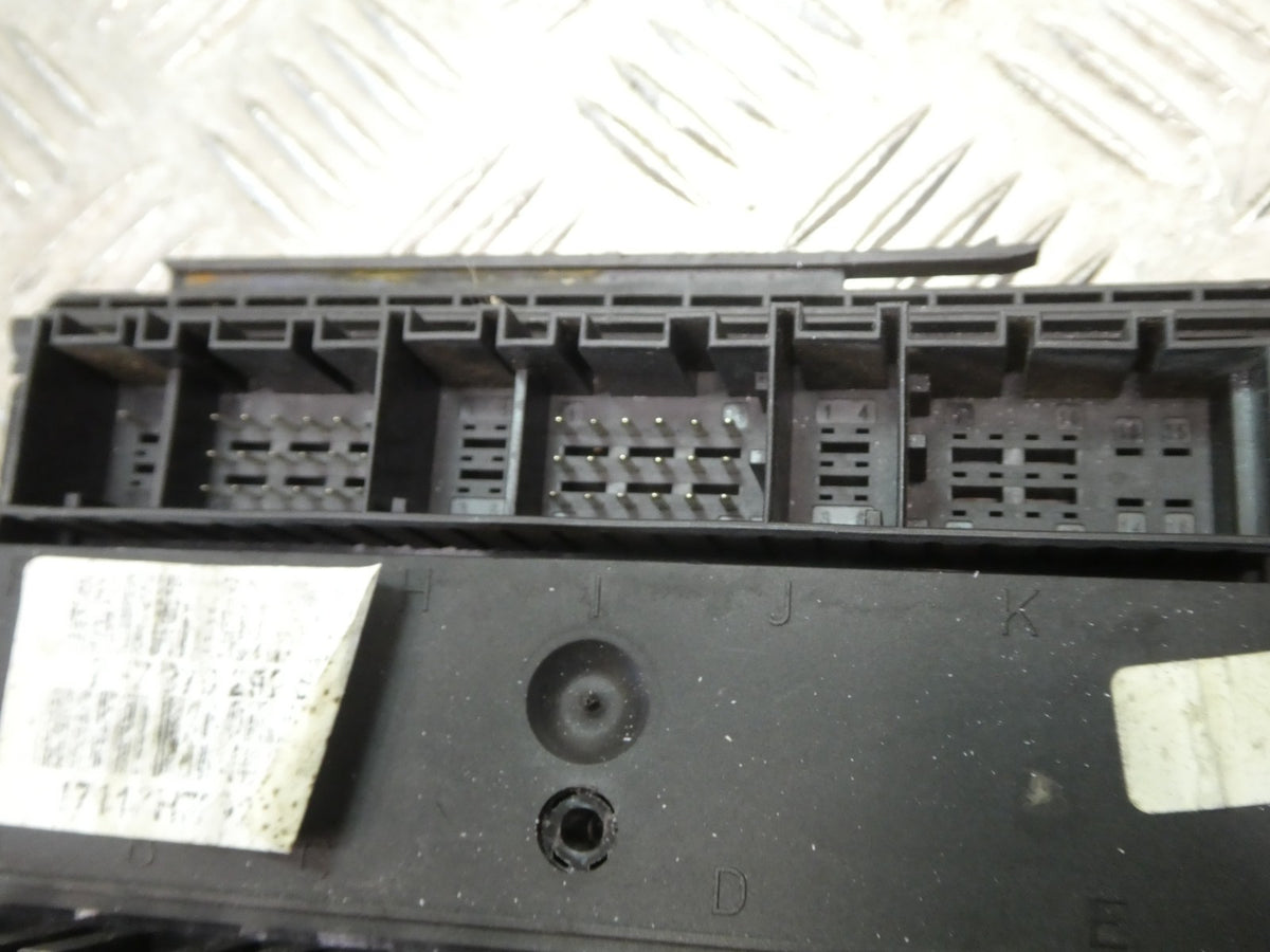 VW T5 2003-16 BCM Bordnetzsteuergerät Komfortsteuergerät 7H0937049AC ORIGINAL gebraucht - Transporter – Produktansicht 4