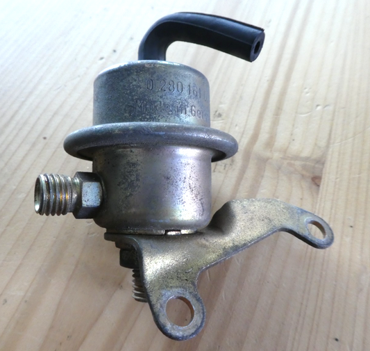 Mercedes-Benz C126 W126 Membrandämpfer Druckregler K-Jetronic BOSCH ORIGINAL gebraucht - 0280161012 – Produktansicht 1