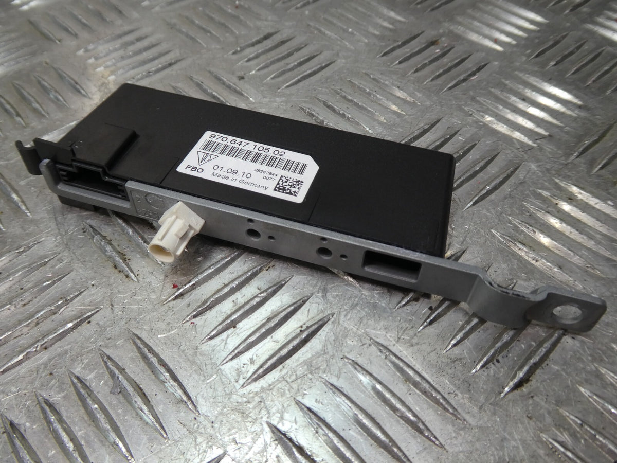 Original Porsche Panamer 970 Antennenverstärker Steuergerät gebraucht - 97064710502 – Produktansicht 1