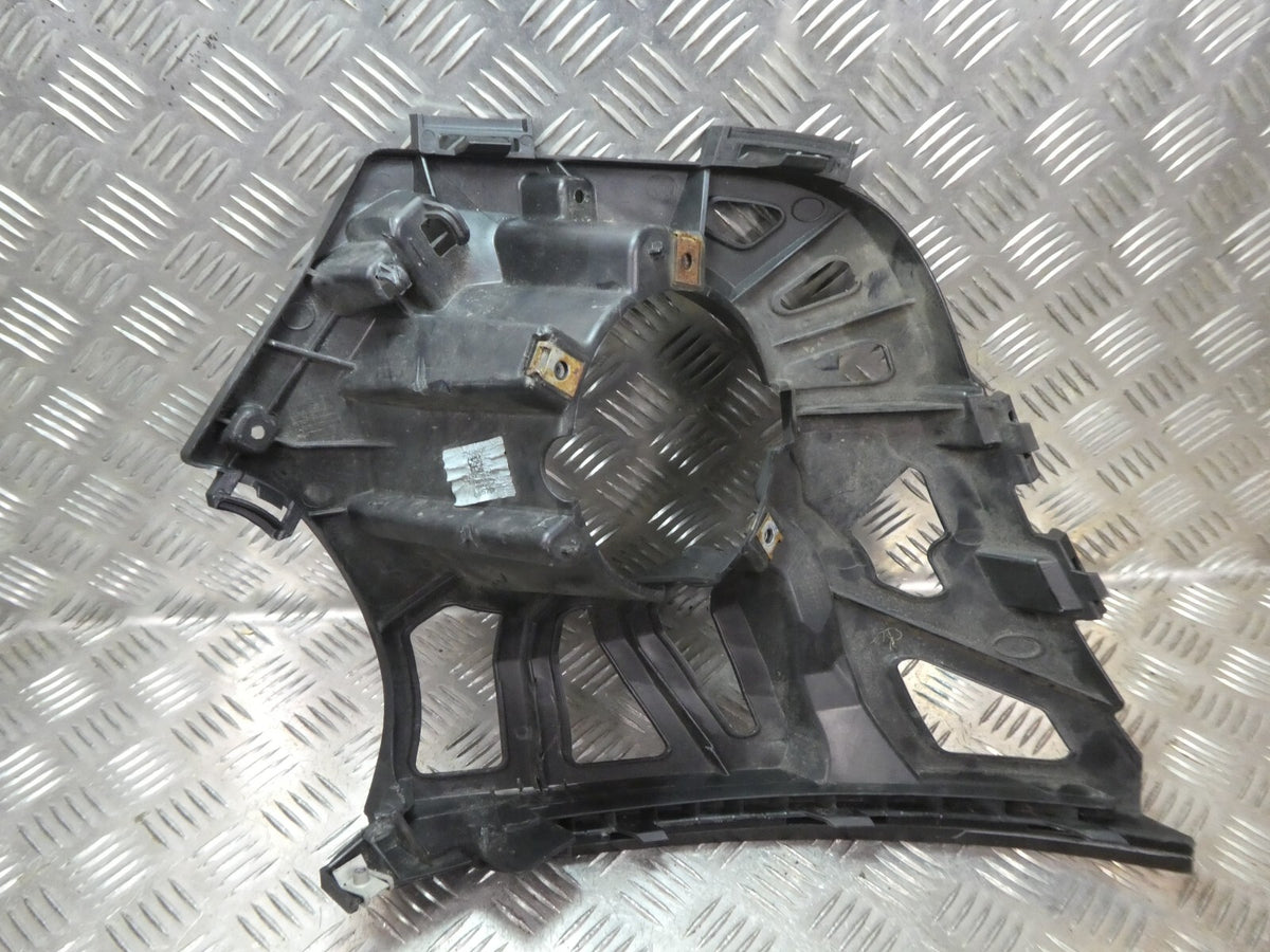 Mini Cooper F55 F56 Halter Nebelscheinwerfer in Stoßstange vorne links ORIGINAL gebraucht - 7302507 – Produktansicht 2