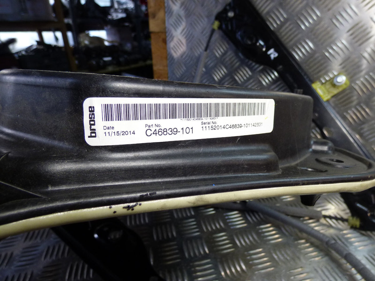 Jeep Cherokee KL Fensterheber mechanizmus vorne rechts -101 ORIGINAL gebraucht - C46839 – Produktansicht 4