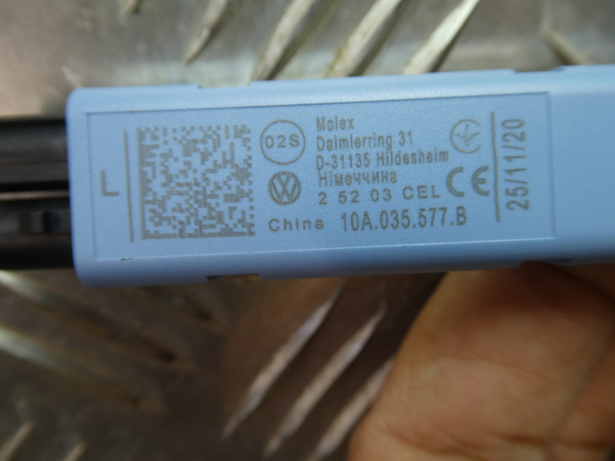 VW ID3 ID.3 Antennenverstärker hinten links 10A035577B ORIGINAL gebraucht - Volkswagen – Produktansicht 2