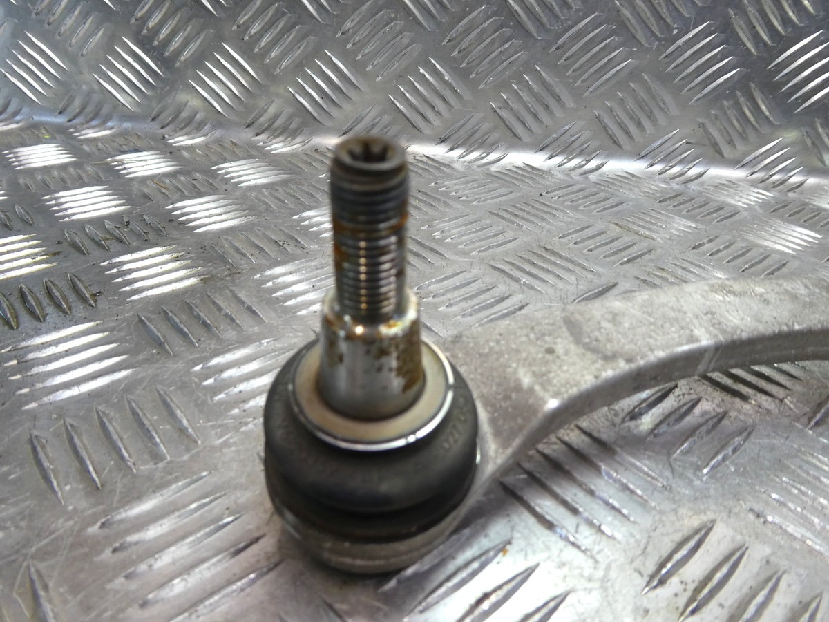 Original Porsche Panamera 970 SPURSTANGENKOPF VORNE LINKS gebraucht - 97034713101 – Produktansicht 2