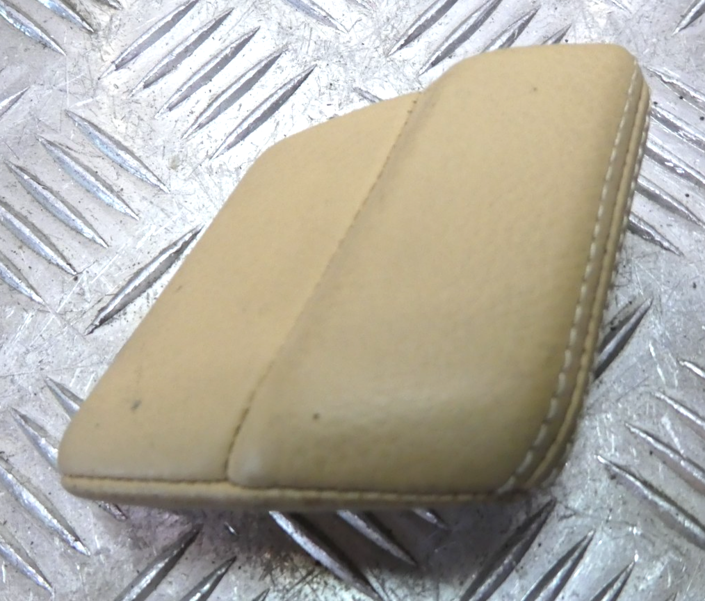Porsche Panamera 970 Leder Abdeckung Armlehne vorne rechts Blende ORIGINAL gebraucht - 97055549701 – Produktansicht 2