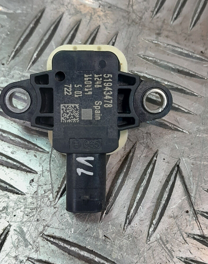 Jeep Renegade 1.6 Mjet Crashsensor Drucksensor Vorne Links ORIGINAL gebraucht - 51943478 – Produktansicht 1