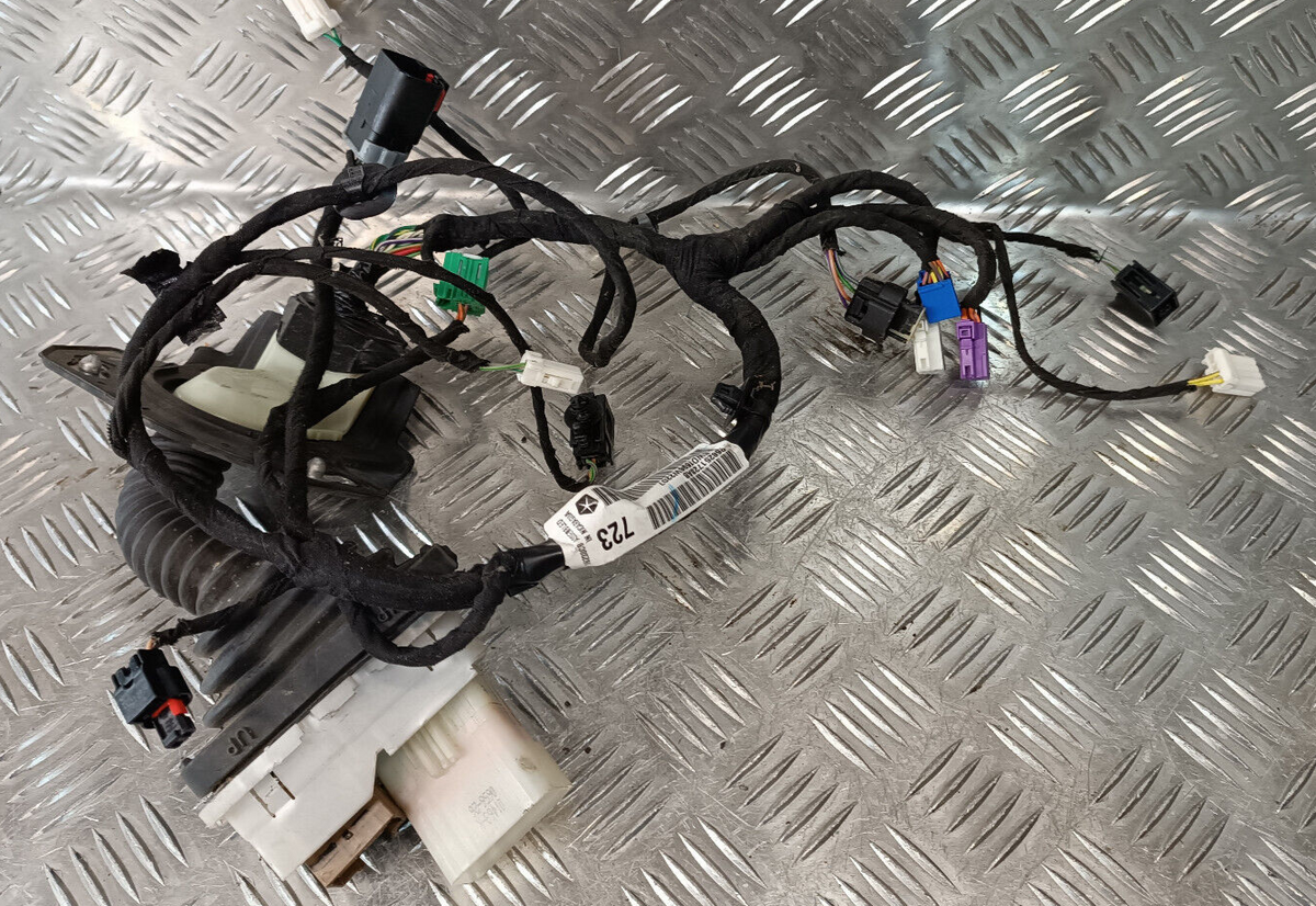 Jeep Grand Cherokee WK2 Tür Kabelbaum 723 ORIGINAL gebraucht - P68251723AB – Produktansicht 2