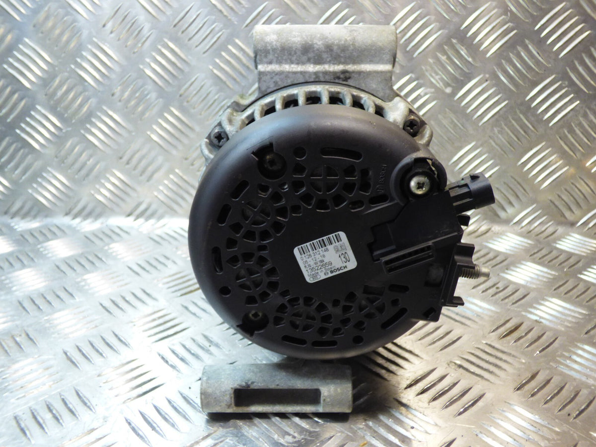 OPEL ASTRA K 1.4 Turbo GM Lichtmaschine Generator 59Tkm BOSCH 130A ORIGINAL gebraucht - 13522659 – Produktansicht 3