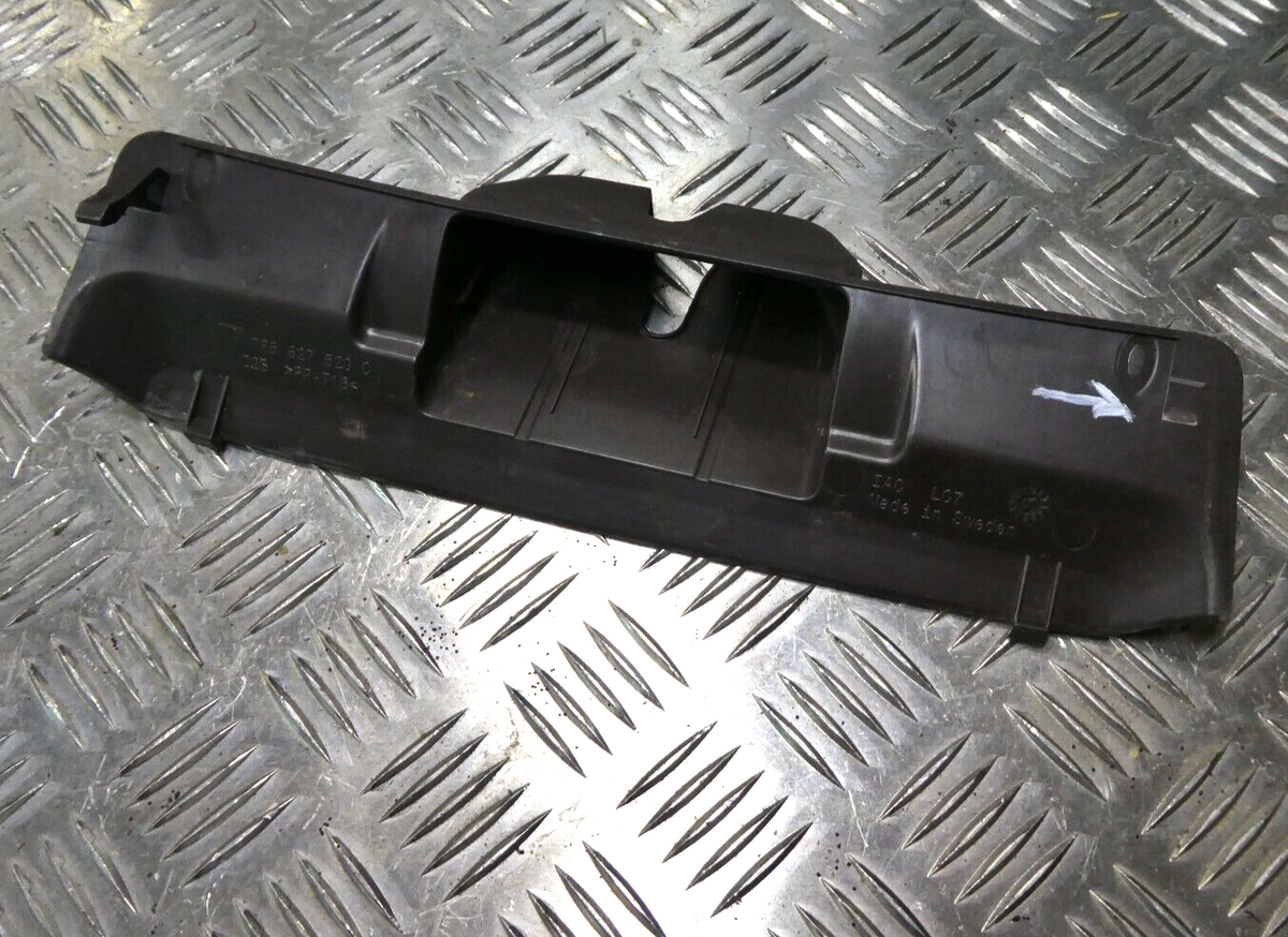 Porsche Cayenne 92A Heckklappenschloss Cover 7P5827520C espresso ORIGINAL gebraucht - Verkleidung – Produktansicht 2