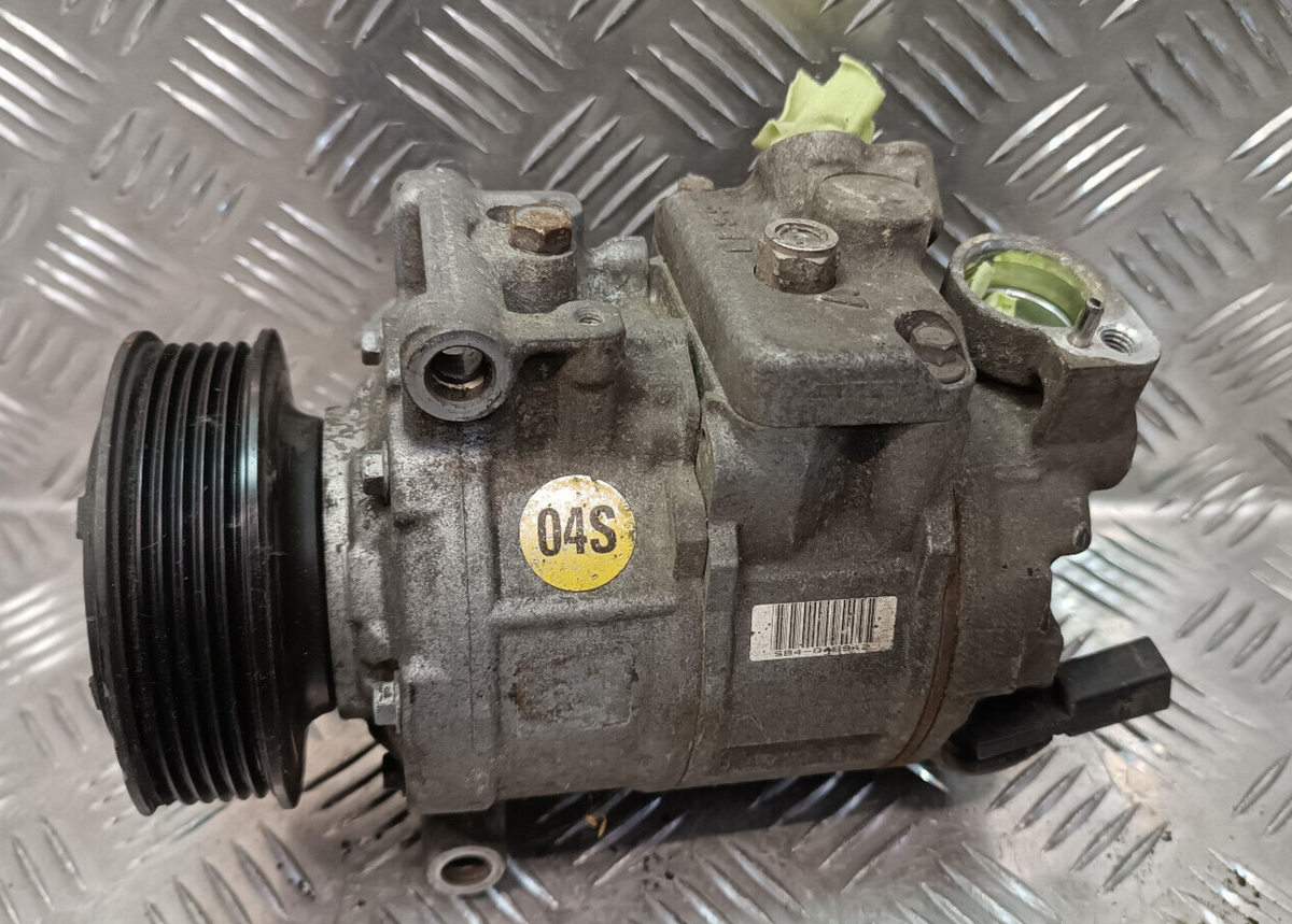 VW T5 2.0 TDI CAA Klimakompressor 04S SB4-046942 ORIGINAL gebraucht - Transporter – Produktansicht 1
