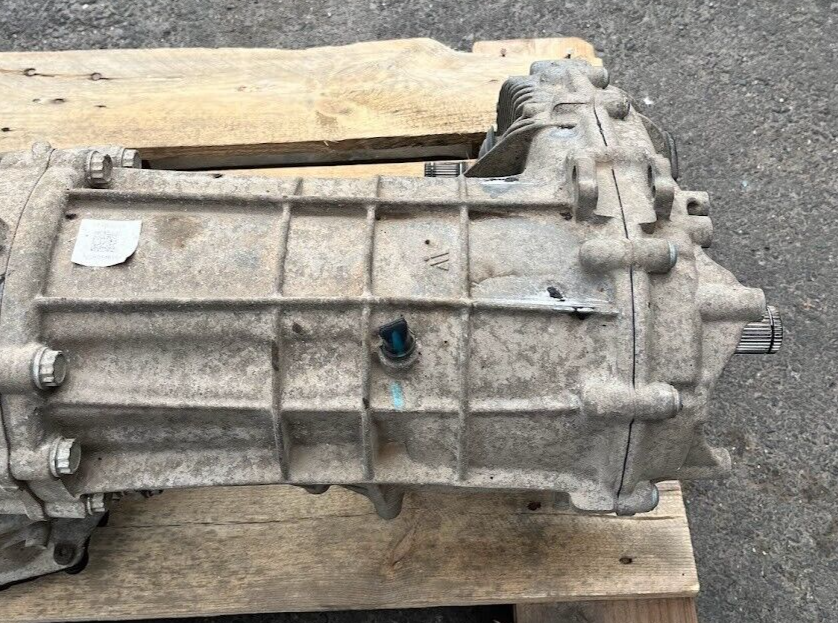 Porsche Cayenne II 92A 3.0 TDI 240PS NCA ORIGINAL gebraucht - Verteilergetriebe – Produktansicht 3