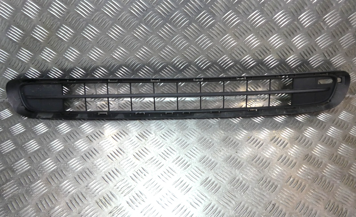 Mini Cooper F55 F56 F57 Original Stoßstange Grill Gitter unten gebraucht - 7499528 – Produktansicht 1