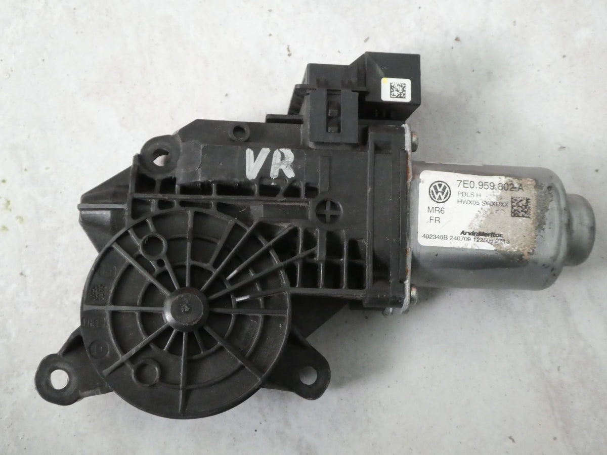 VW T5 MULTIVAN 2003-16 Fensterhebermotor Tür Vorne Rechts 7E0959802A ORIGINAL gebraucht - Transporter – Produktansicht 1